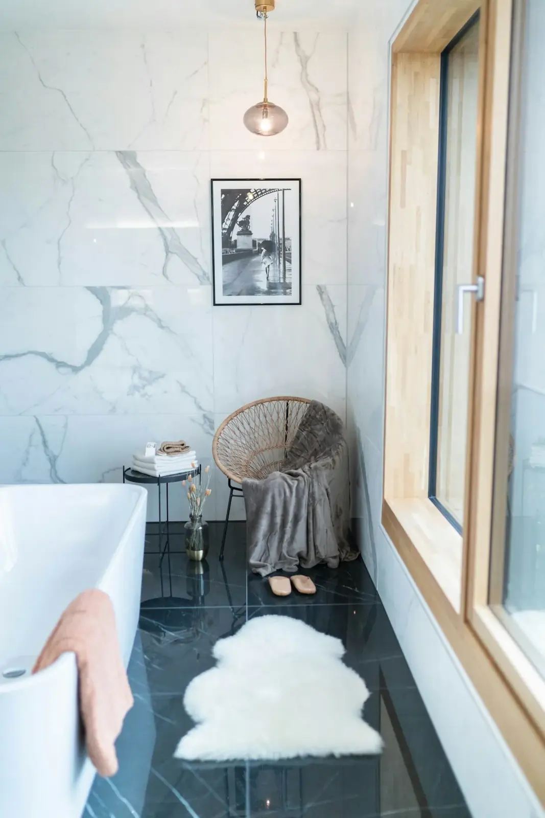 Modern bathroom in the cozy studio apartment